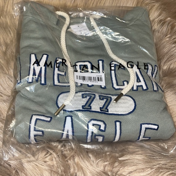 American Eagle - Picture 2 of 3